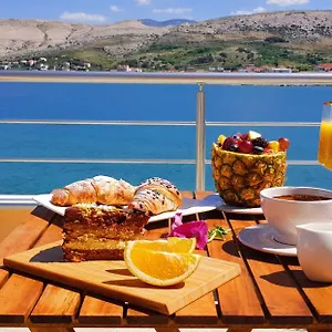 Boutique Revelin 3* Pag Town