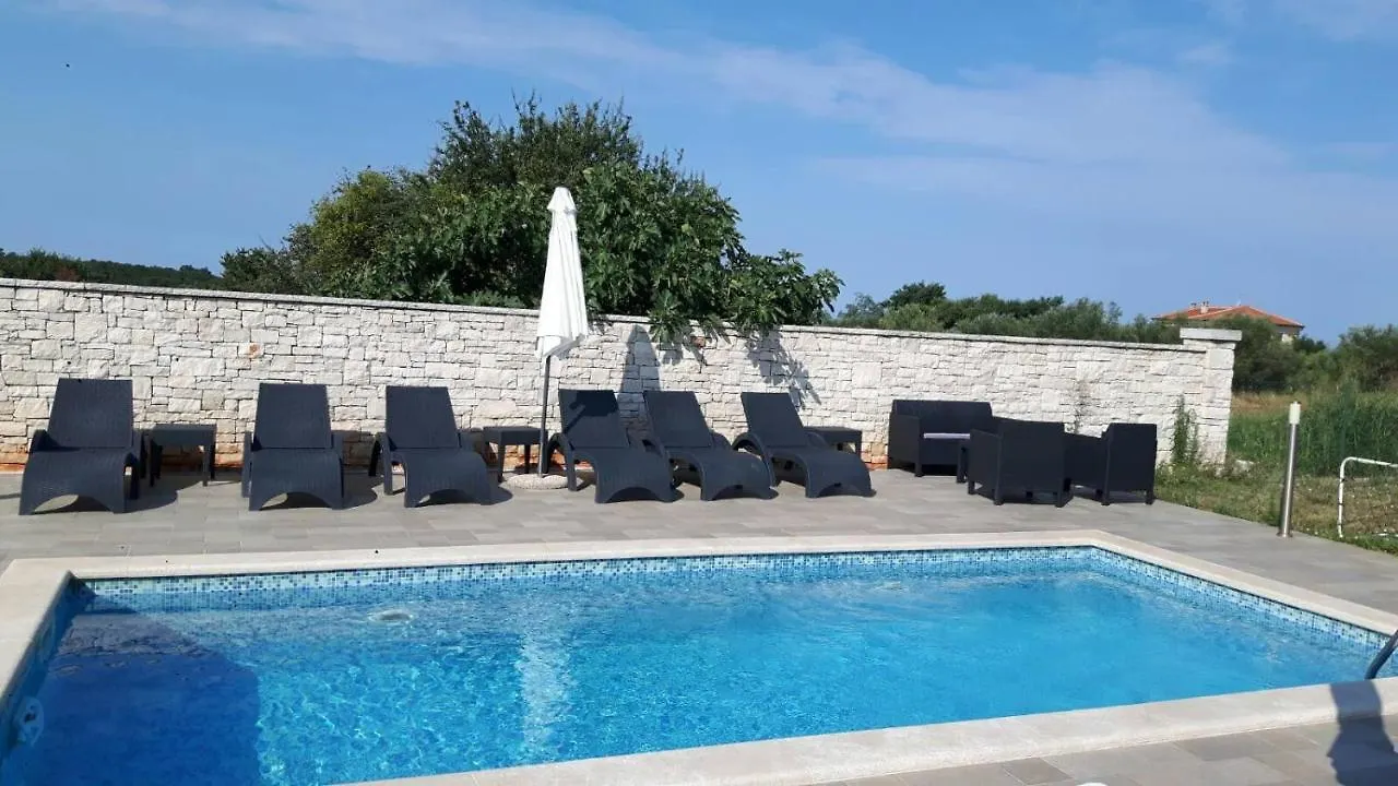 Apartments&Rooms Villa Adamović Umago Affittacamere Lovrečica