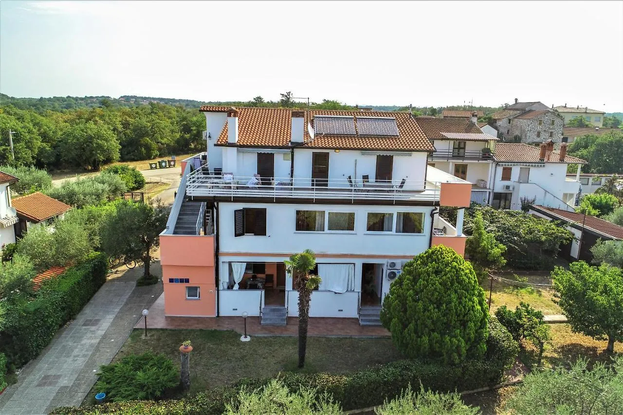 Affittacamere Apartments&Rooms Villa Adamović Umago